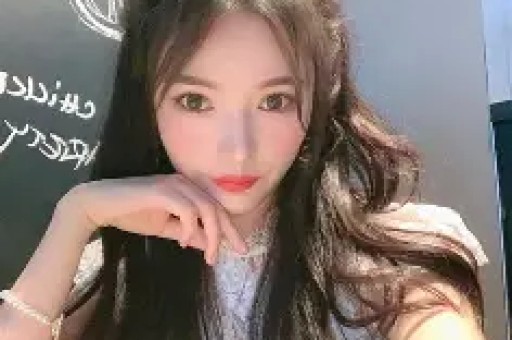 日本星二代被曝家暴前女友拽头发将女方脸撞向窗户！还曾性骚扰同剧组大牌女星！